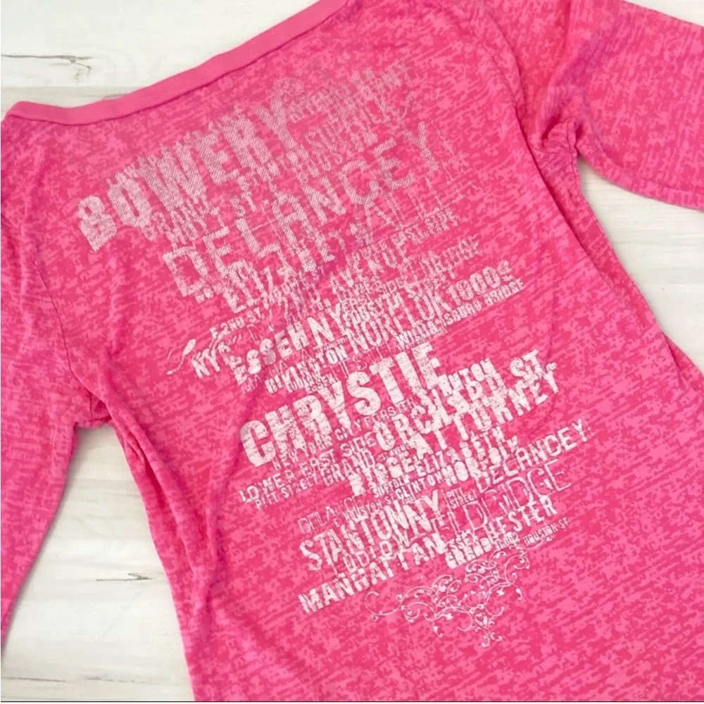 🌸3/$30🌸 Express Hot Pink 1/2 Sleeve V-Neck Workout Tee Shirt - Women's